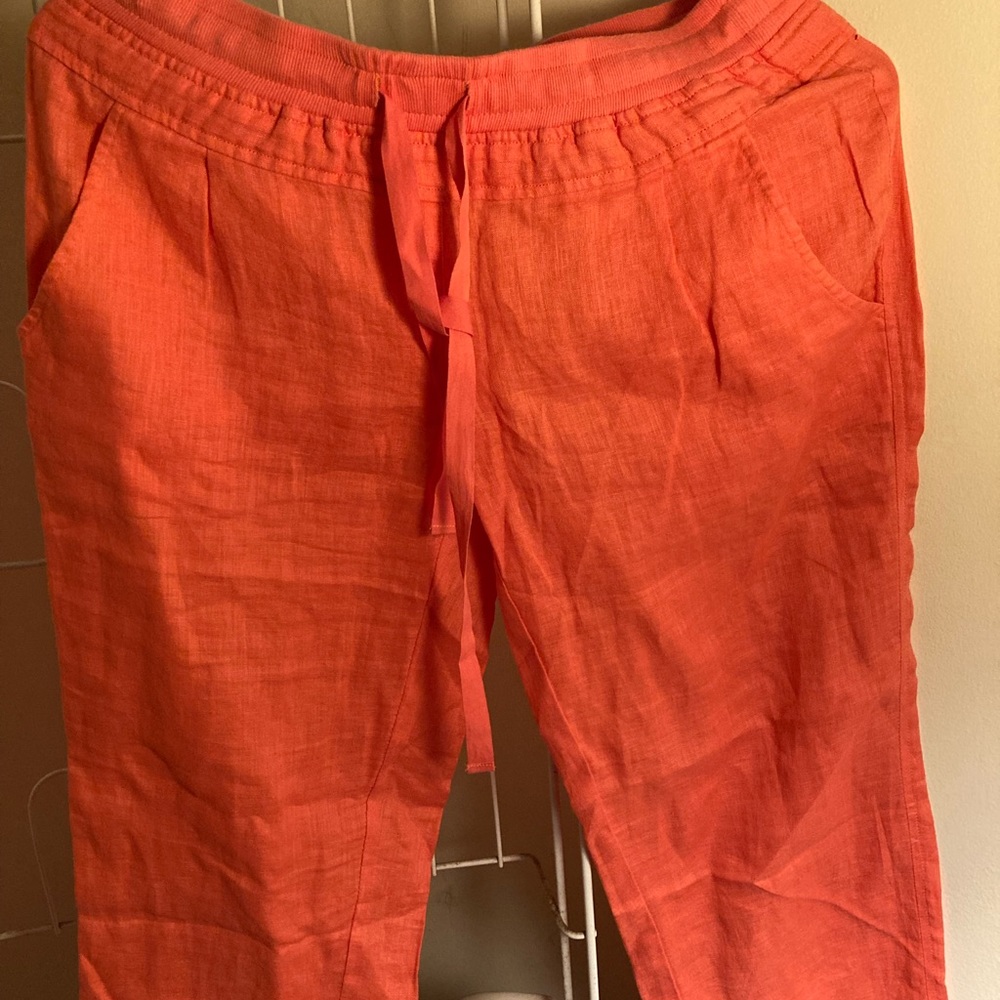 Like new size 4 Victoria secret pants